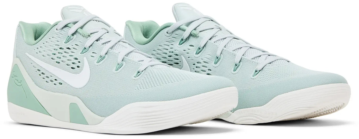 Nike Kobe 9 Low EM Protro 'Light Silver'