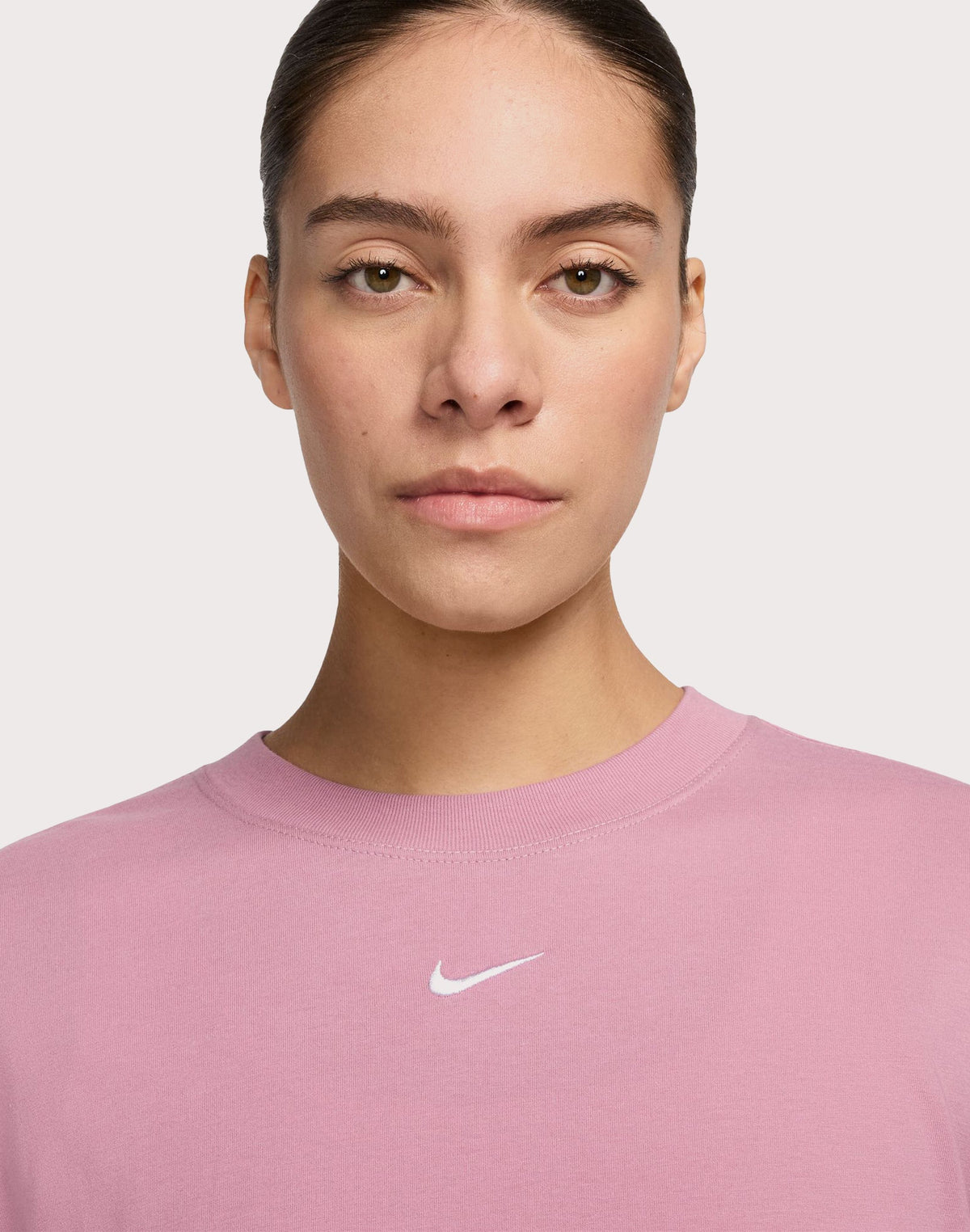 Nike Sportswear Essential Tee Tee