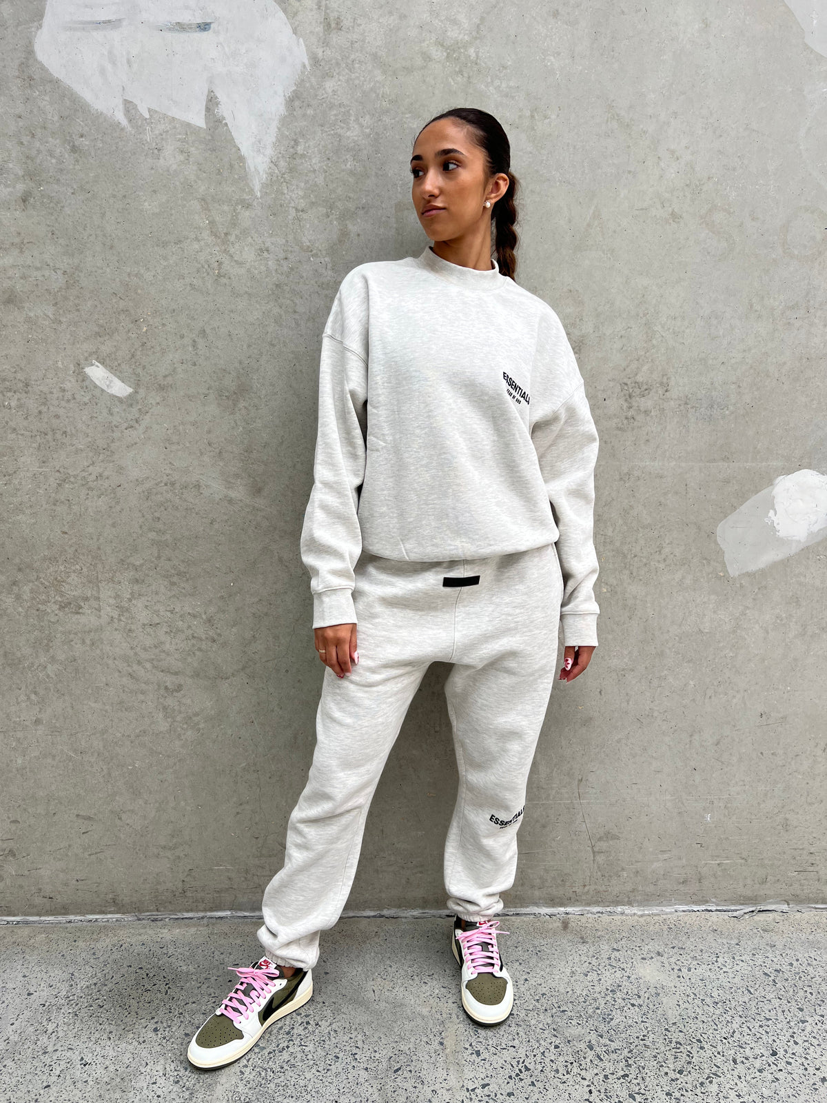 Fear of God Essentials Crewneck 'Light Oatmeal'