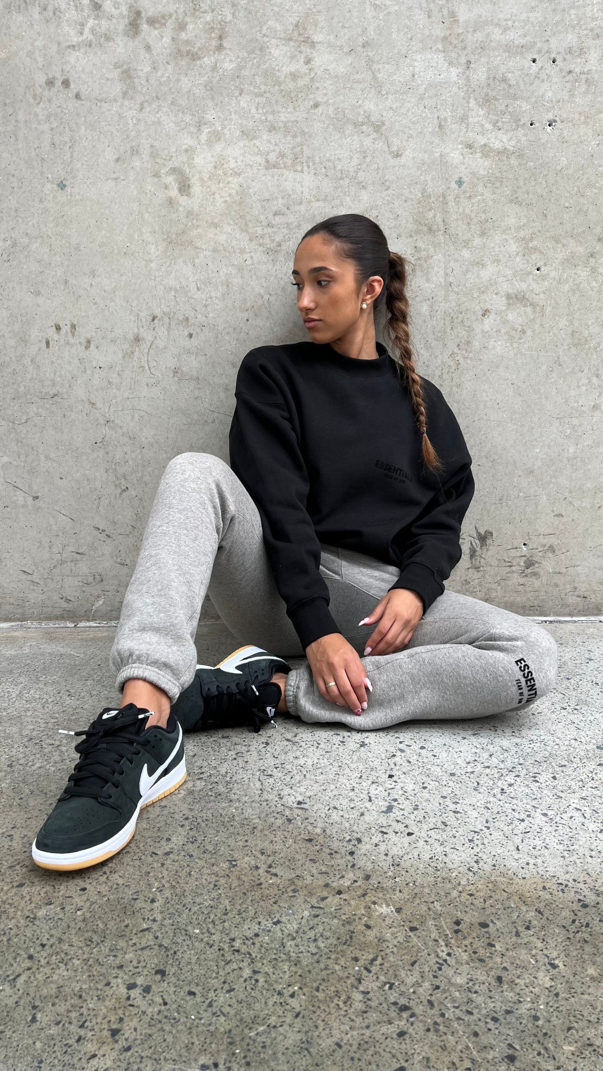 Fear of God Essentials Crewneck 'Stretch Limo'