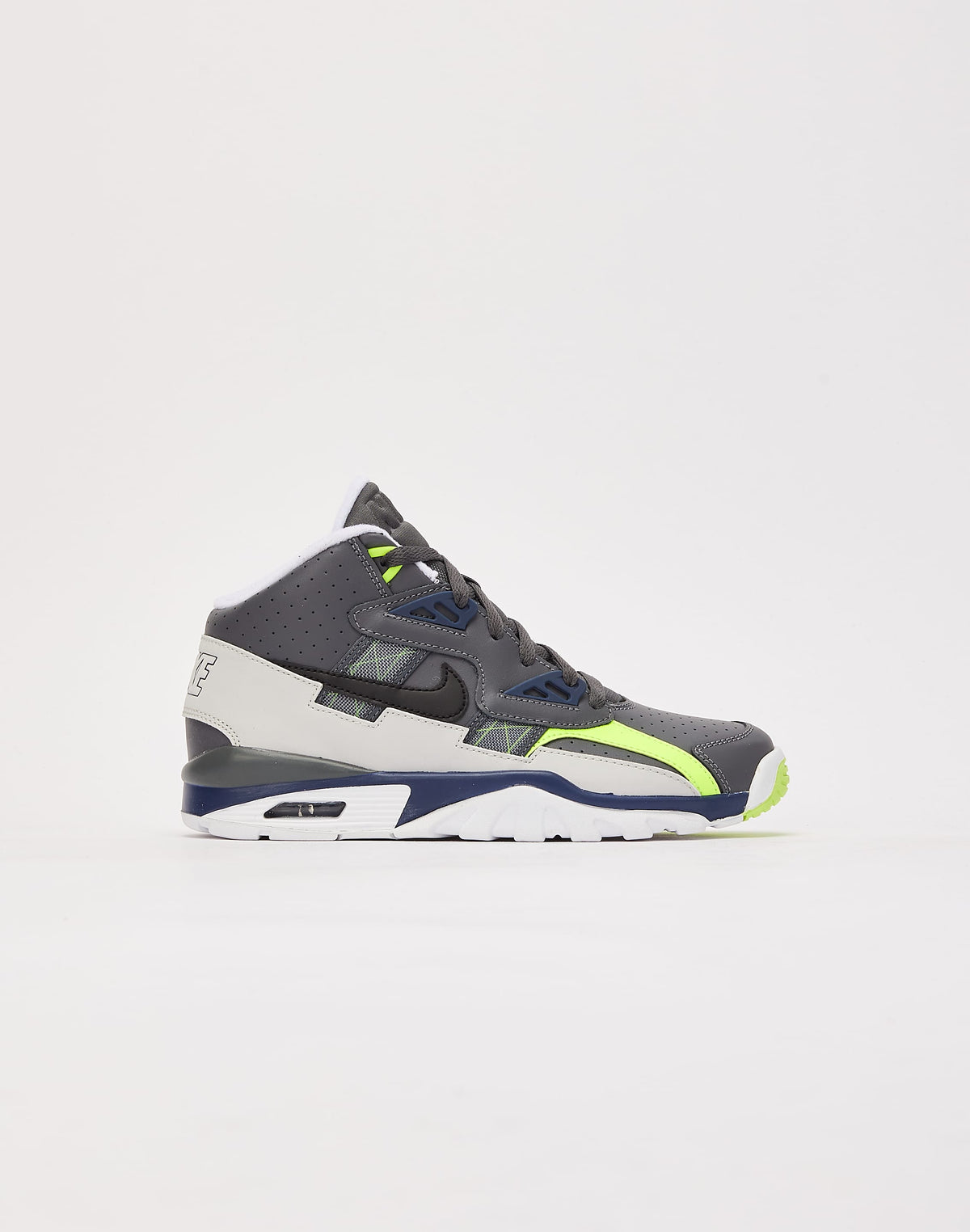 Nike Air Trainer SC Grade-School