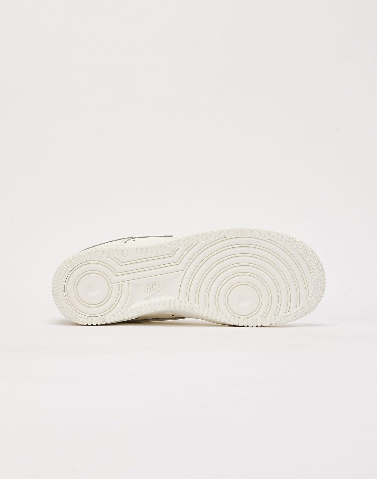 Nike Air Force 1 Low '07 LV8