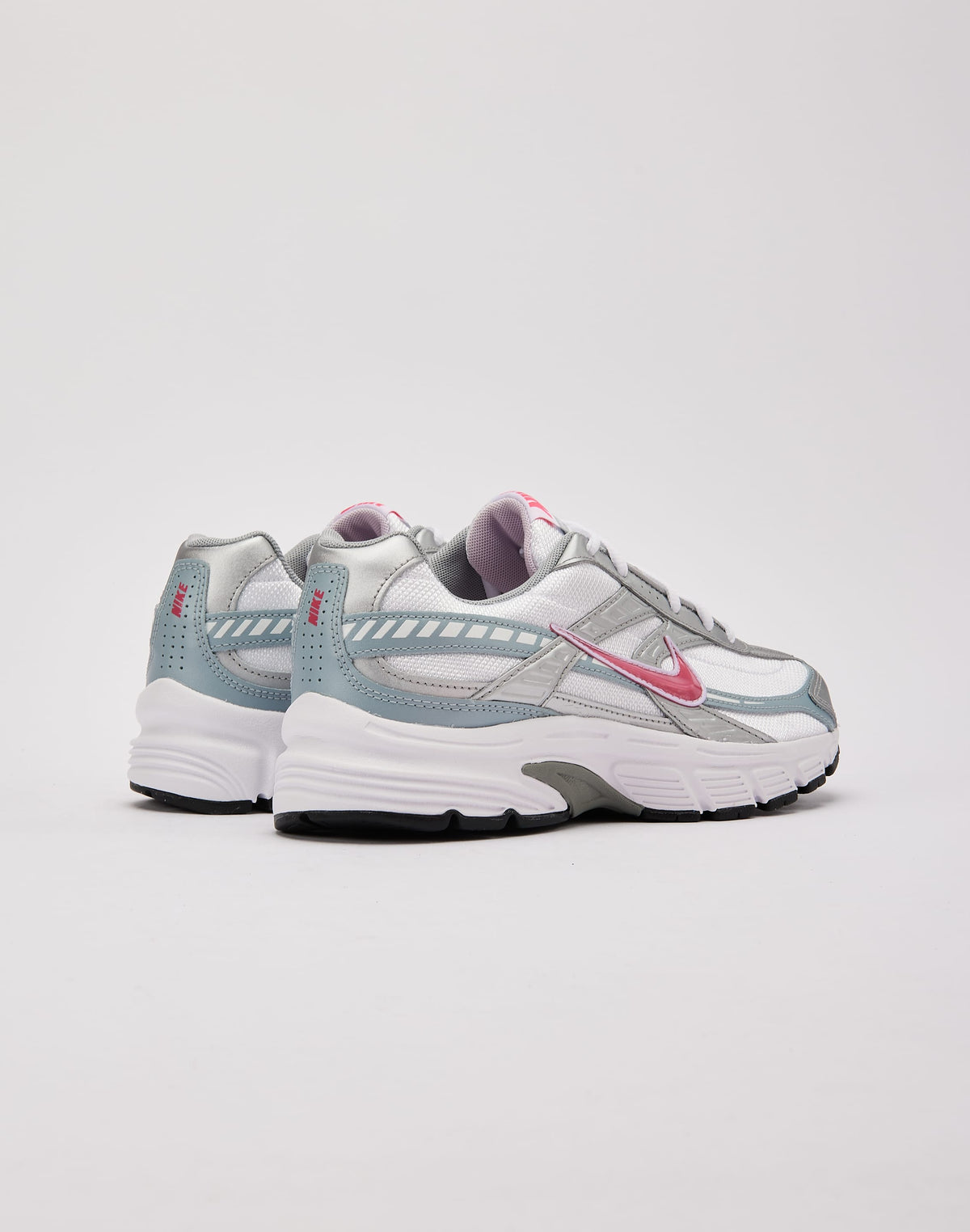 Nike Initiator