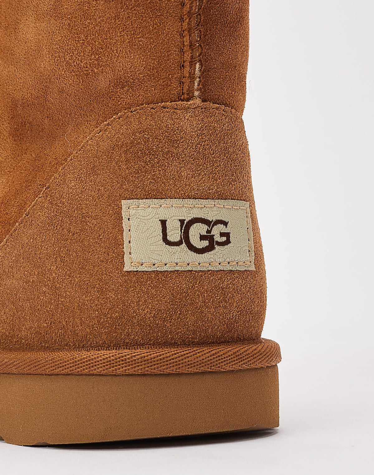 UGG Classic II Boots Grade-School