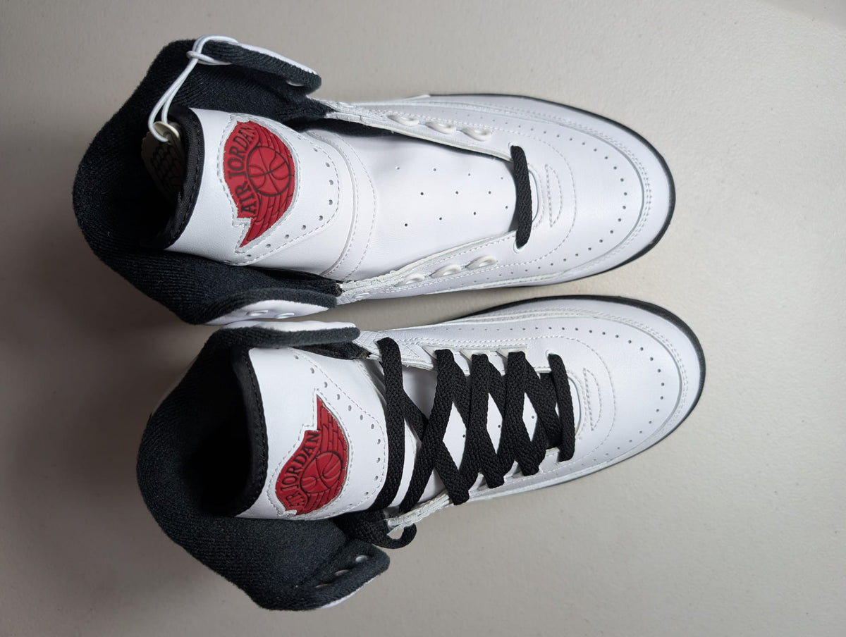 EX-DISPLAY - Nike Womens Air Jordan 2 Retro Sneakers - 'Chicago' 2022