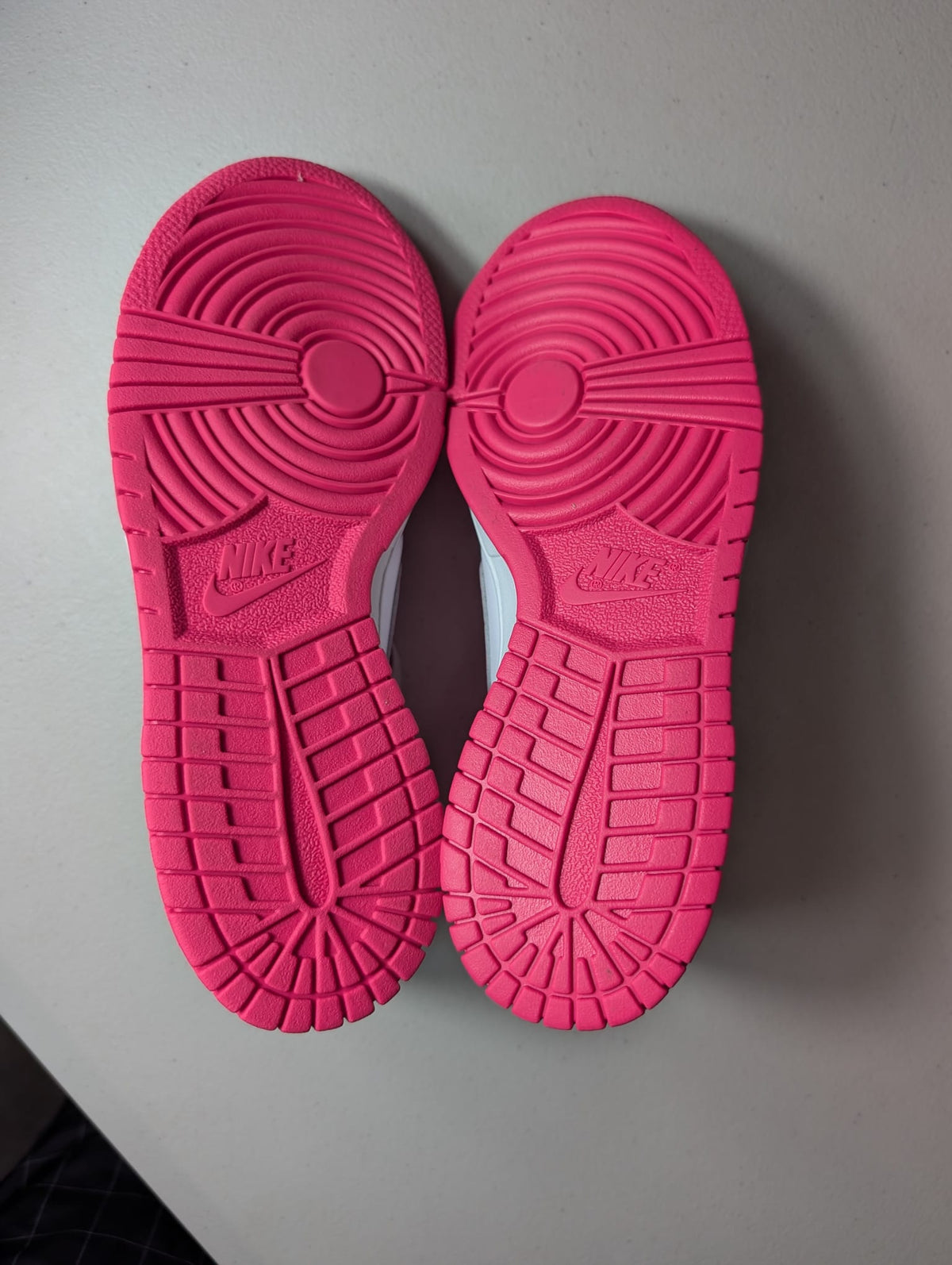 EX-DISPLAY - Nike Grade School Womens Dunk Low Sneakers - 'Laser Fuchsia'