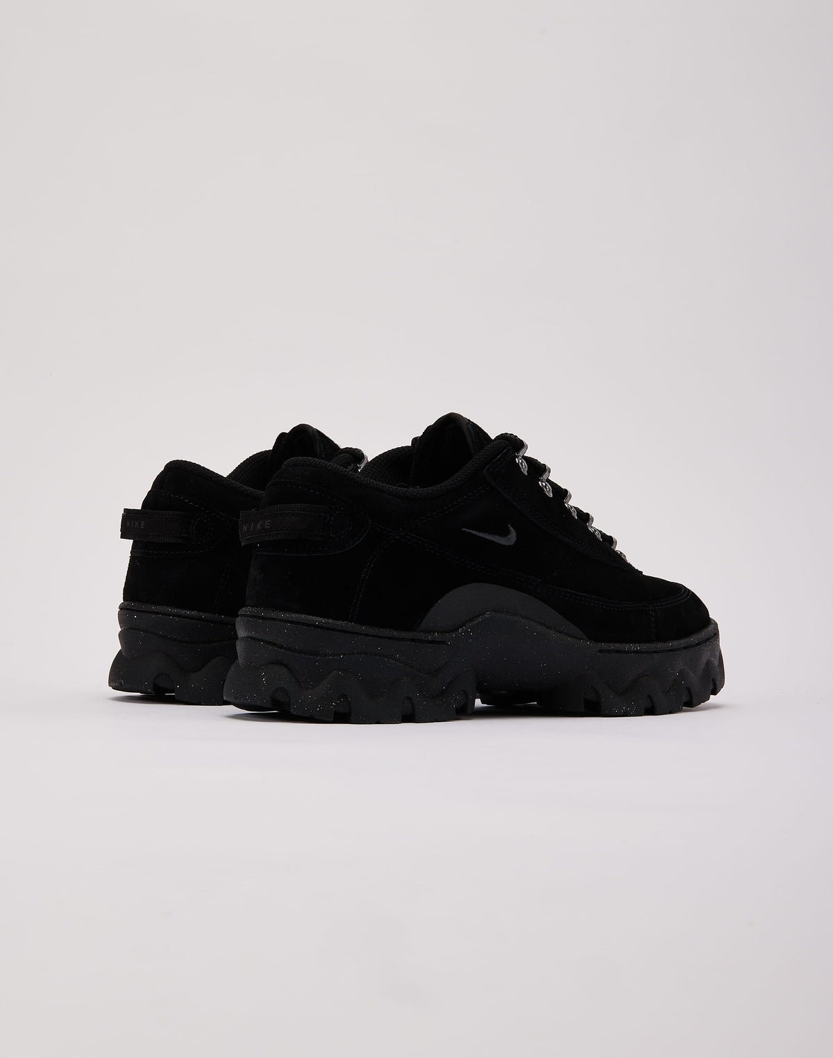 Nike Lahar Low