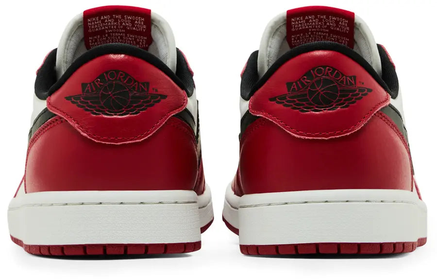 Air Jordan 1 Retro Low OG 'Chicago' 2025