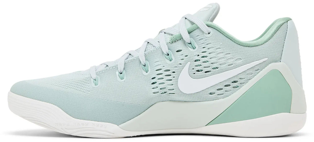 Nike Kobe 9 Low EM Protro 'Light Silver'