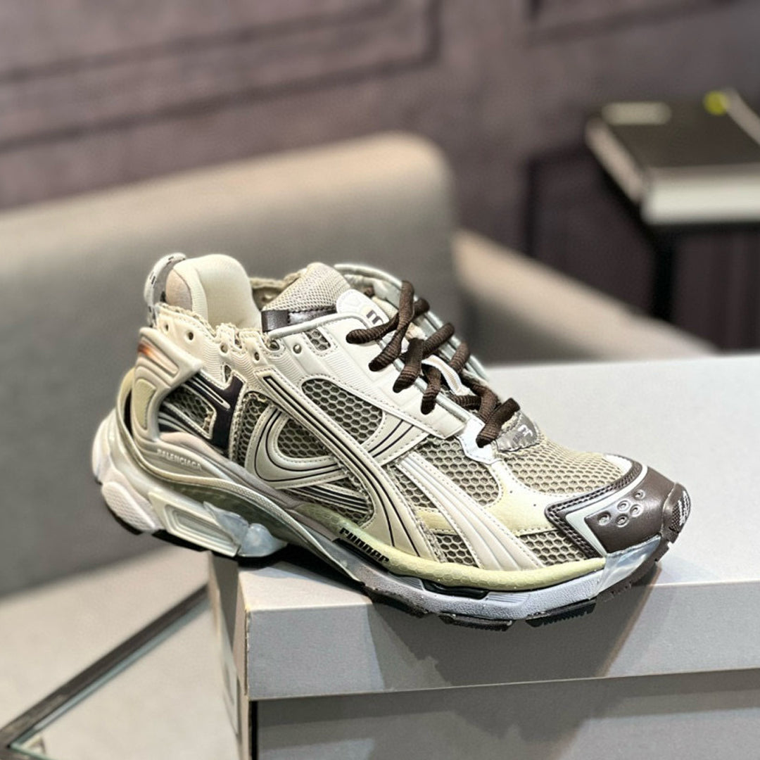Balenciaga Limited Edition Couple's Style Shoe