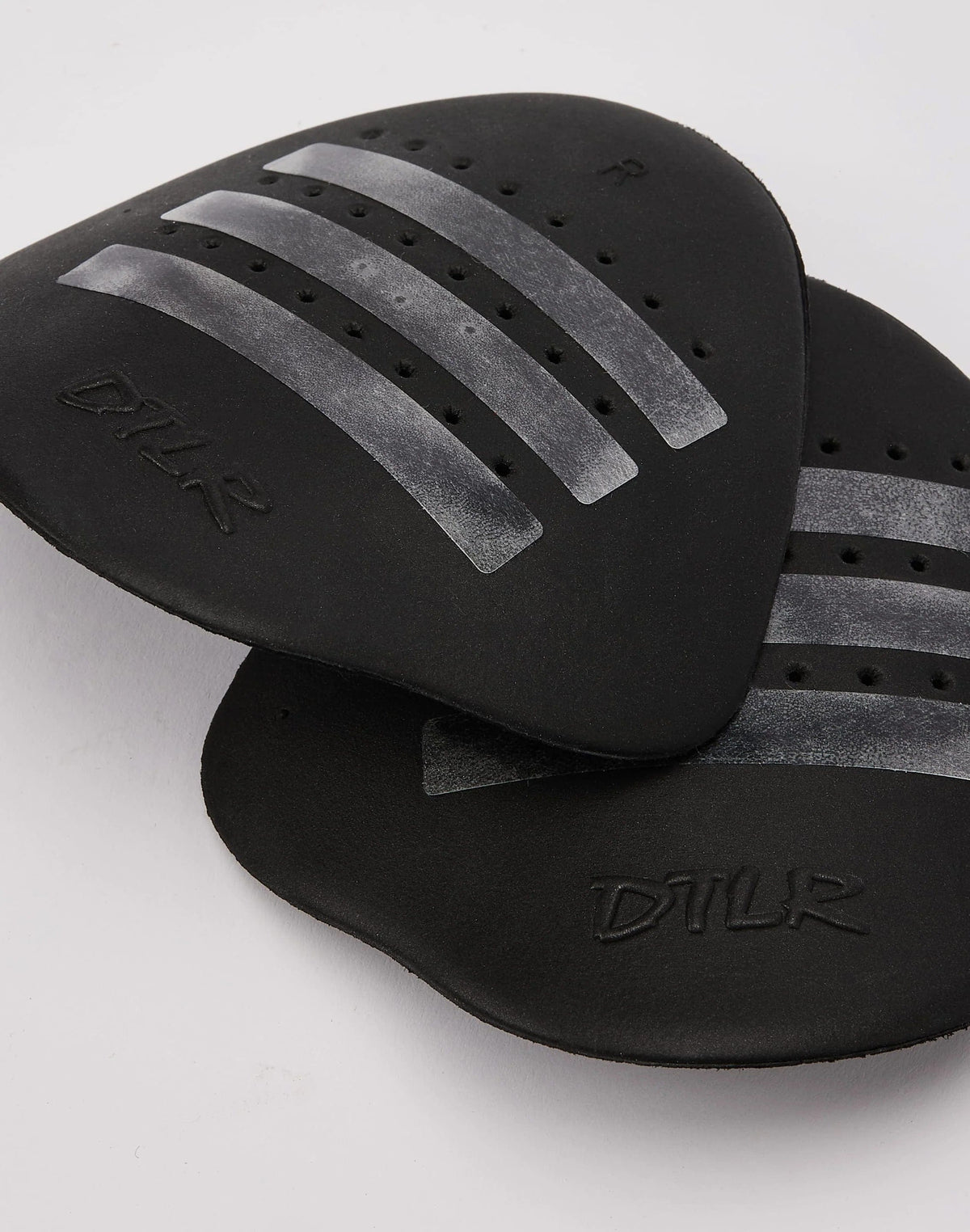 DTLR Crease Shield