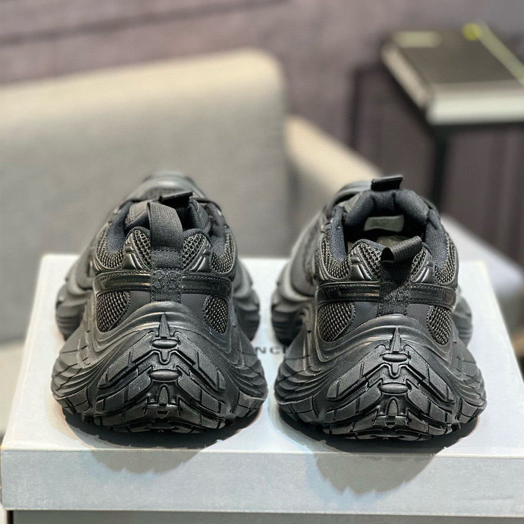 Balenciaga Runway Style Couple's Style Shoe
