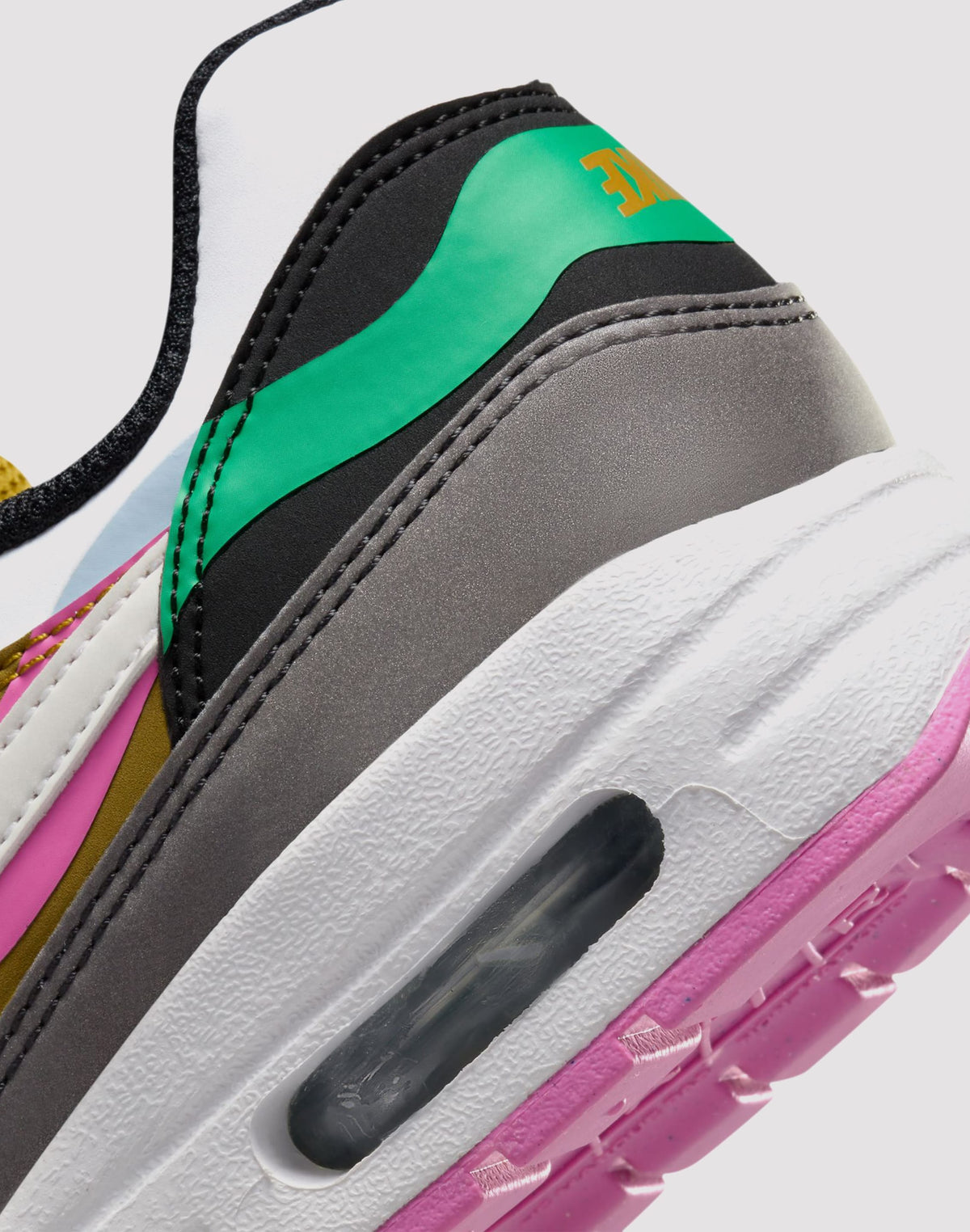 Nike Air Max 1 SE Grade School Girls' Black/White/Playful Pink/Stadium Green