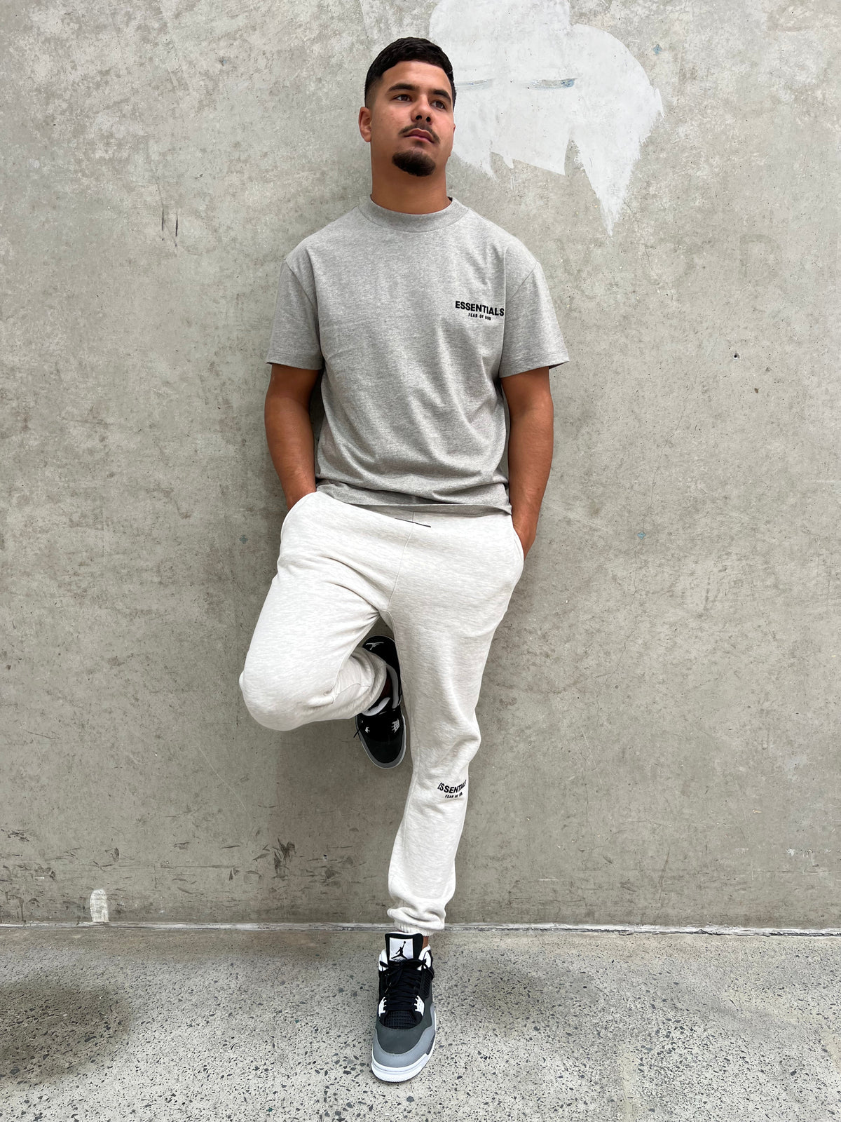 Fear of God Essentials Sweatpants 'Light Oatmeal'
