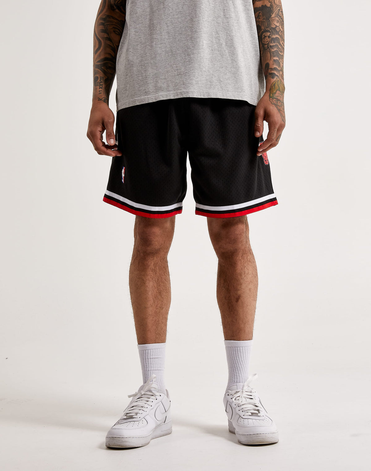 Mitchell & Ness Chicago Bulls Alternate Swingman 97 Shorts