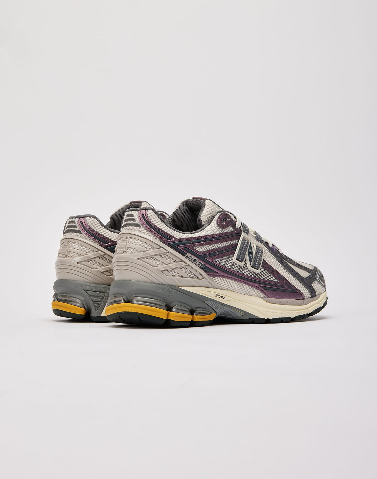 New Balance 1906R