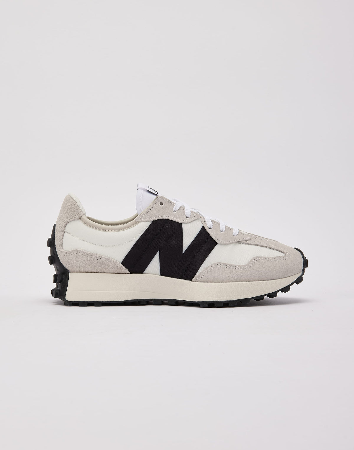 New Balance 327