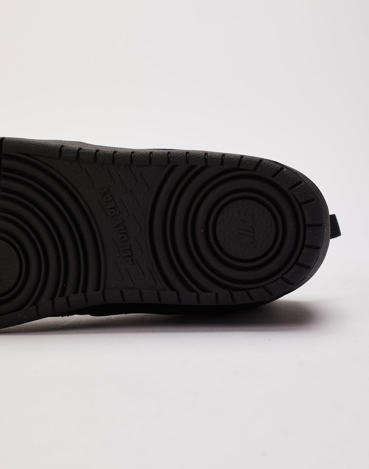 Nike Court Borough Mid Pre-School