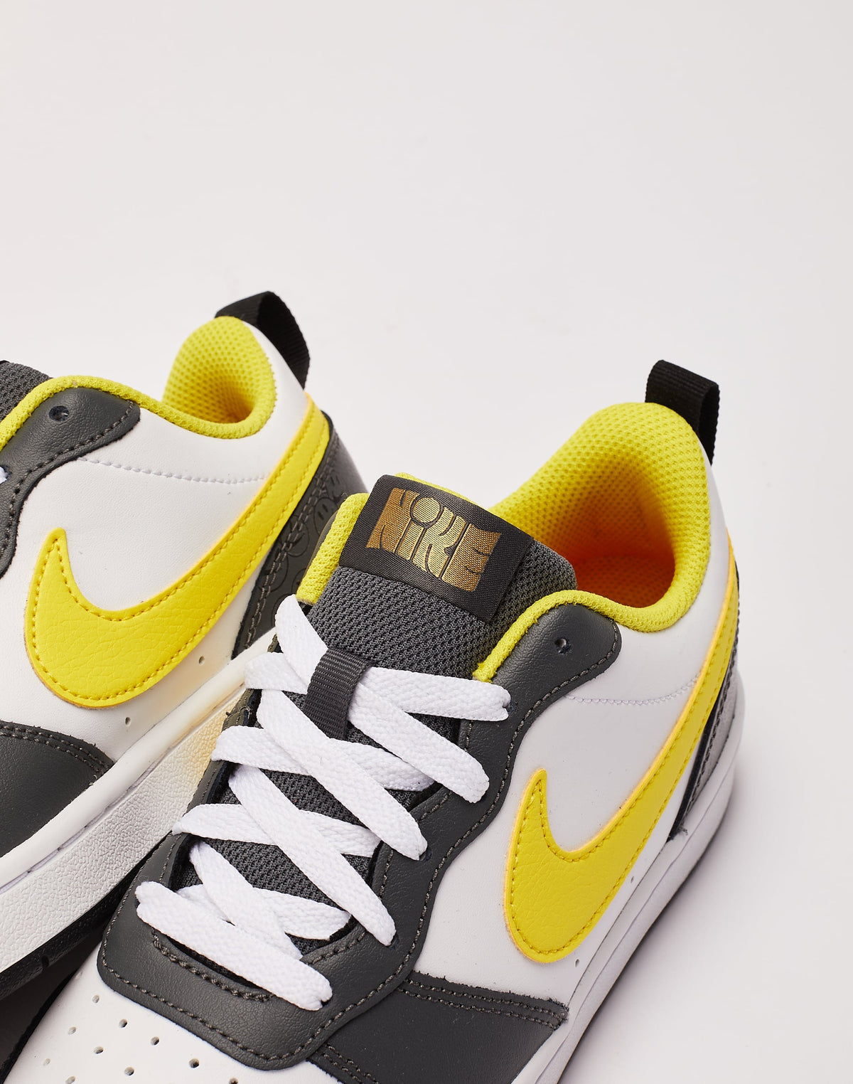Nike Court Borough Low 2 Se