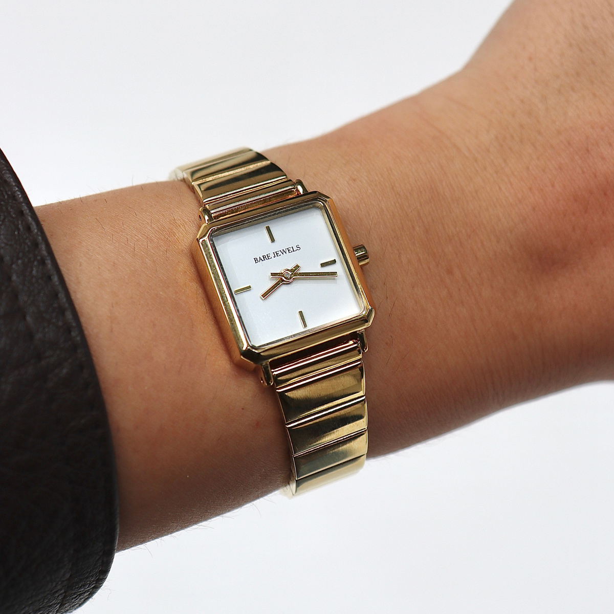 Amari Watch