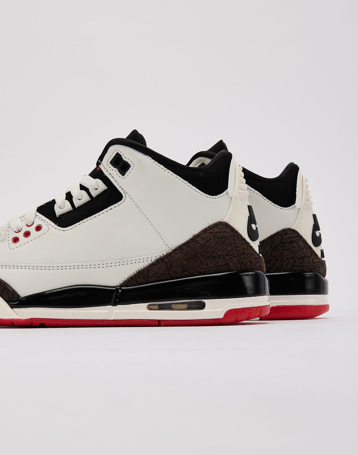 Jordan Air Jordan 3 Retro 'Sail and University Red' Grade-School